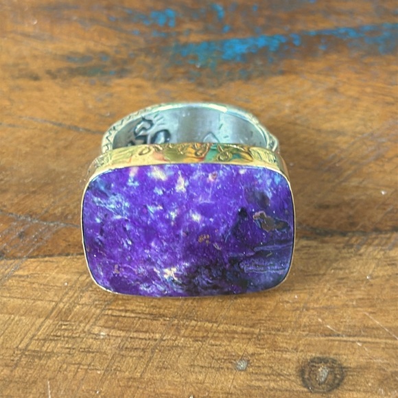 Jes MaHarry “Intuition” unisex ring. New in box from Sundance. - Picture 12 of 14